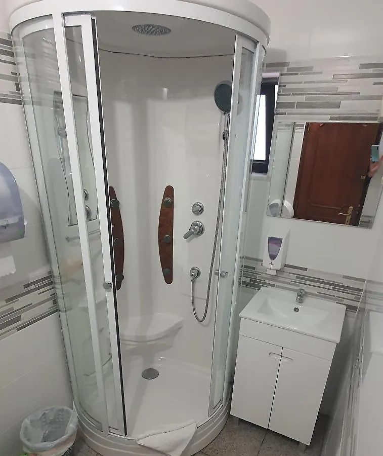 Hostel Sunny House Pansiyon Lagos