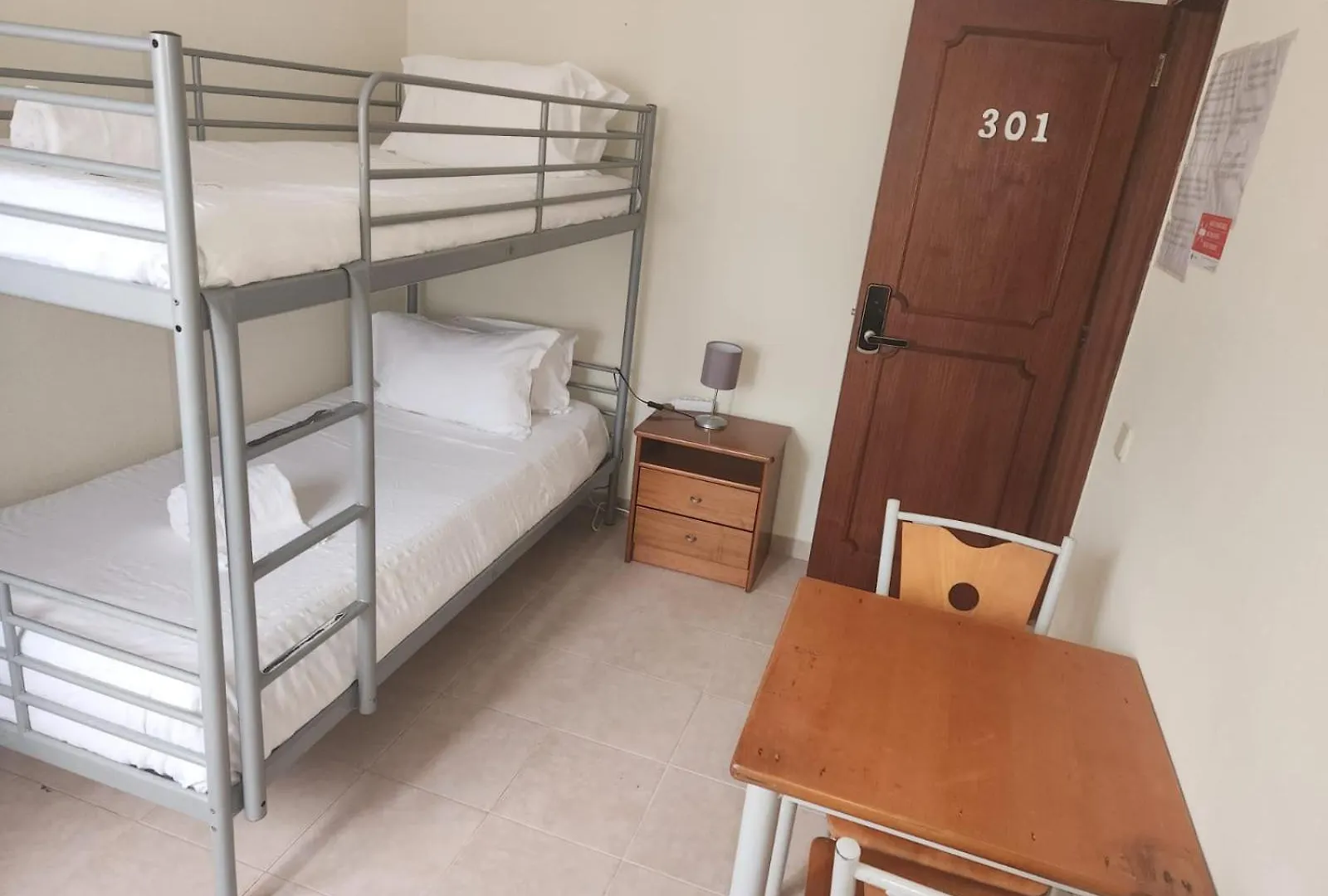 Sunny House Hostel Λάγος